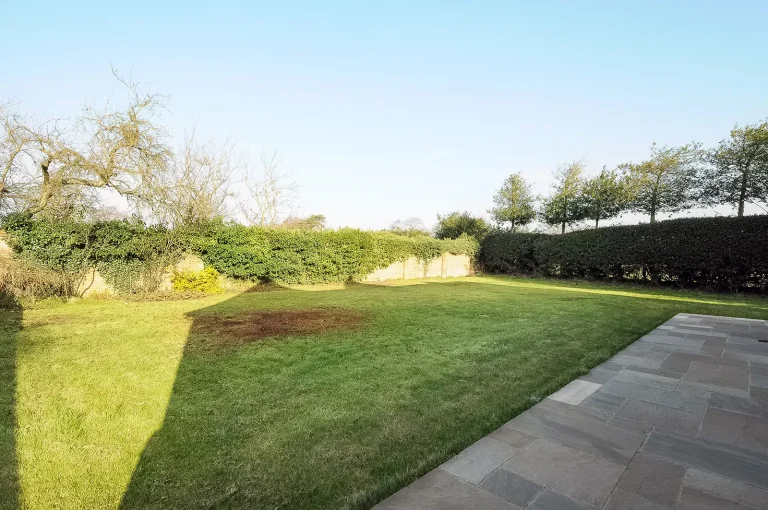 004_80-West-Hill-Garden